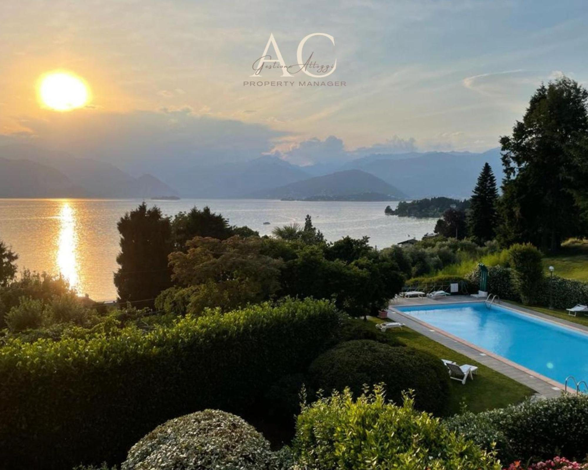 The House On The Lake Reno Di Leggiuno Exterior foto